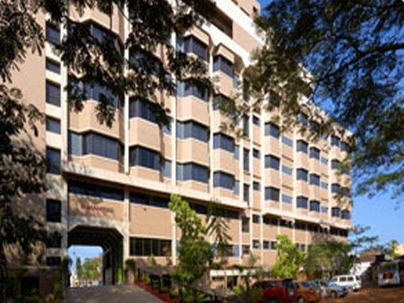 Hotel Germanus Maduraj Zewnętrze zdjęcie