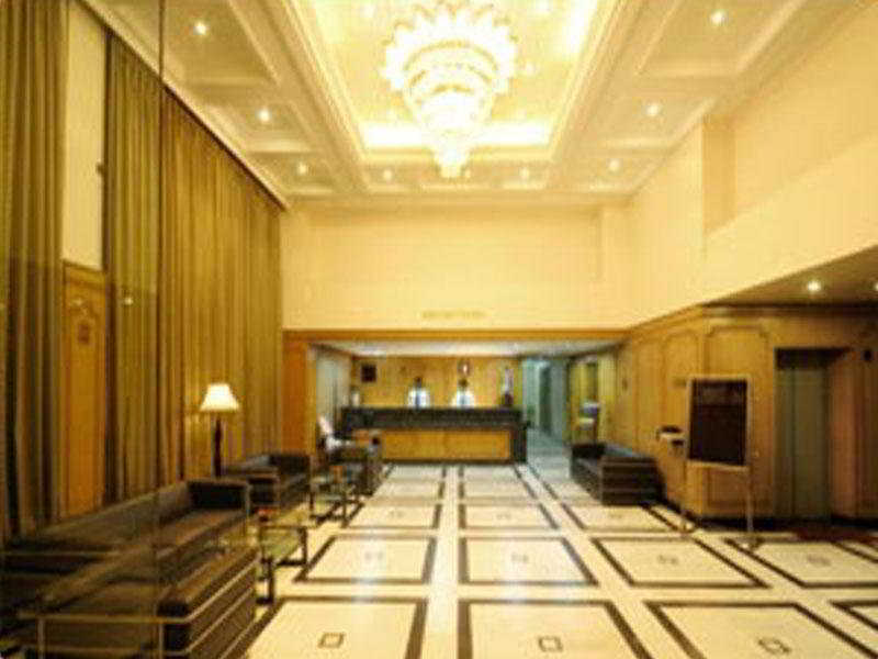 Hotel Germanus Maduraj Zewnętrze zdjęcie